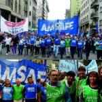 MOVILZACIÓN AL MINISTERIO DE EDUCACIÓN DE LA NACIÓN.-