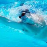 CLININICA DE ACTUALIZACIÓN Y PERFECCIONAMIENTO EN NATACIÓN.-