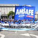 PARO NACIONAL DE CTERA: AMSAFE SE MOVILIZÓ AL MINISTERIO DE EDUCACIÓN NACIONAL